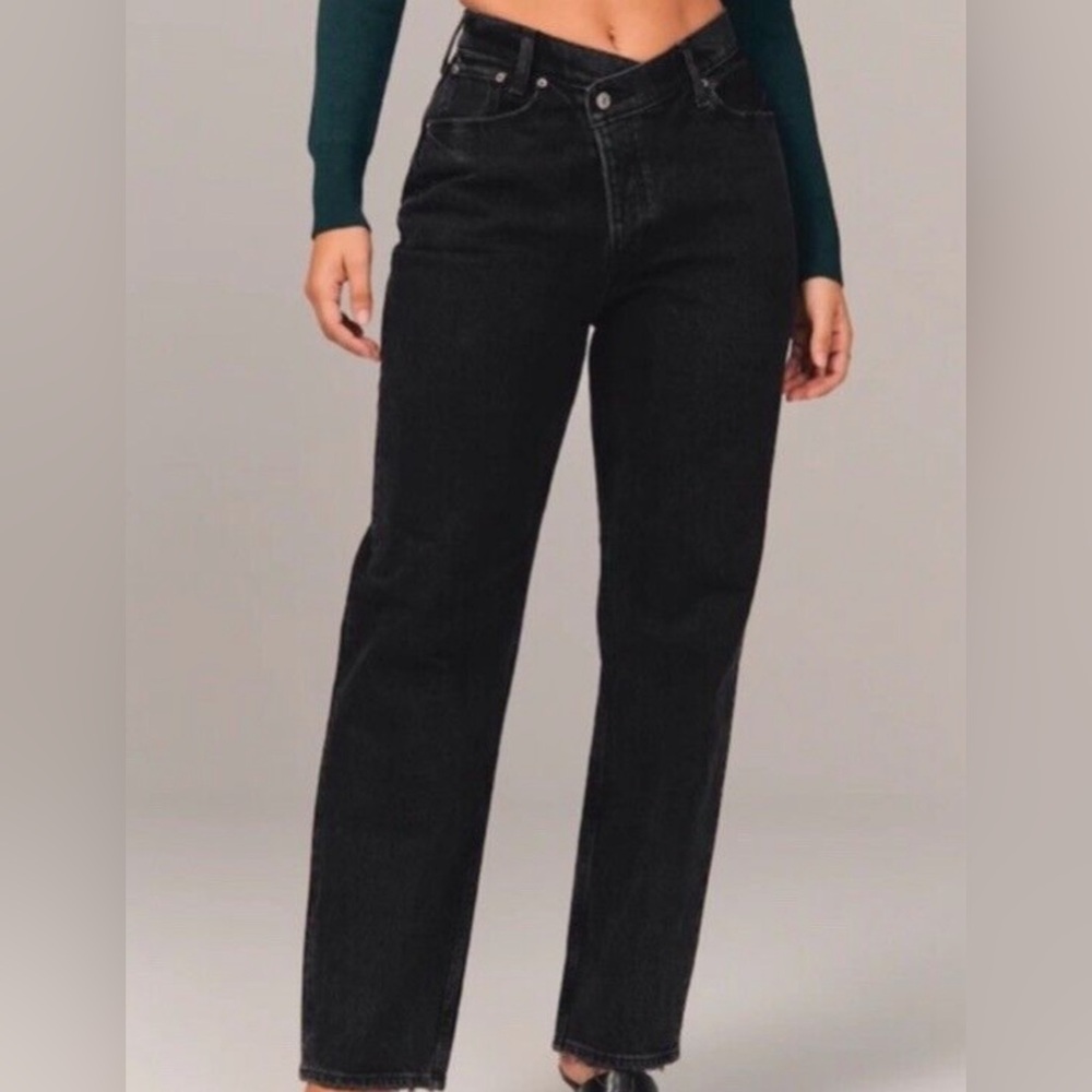Abercrombie and Fitch Dad high rise jeans washed black 26